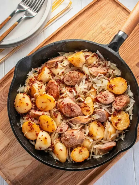 Bratwurst and Potato Skillet