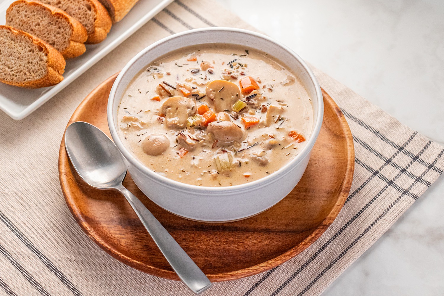 Creamy Mushroom and Wild Rice Soup