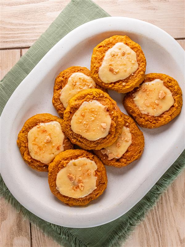 Pumpkin Cheesecake Cookies