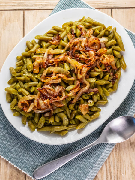 Sautéed Green Beans with Caramelized Onions